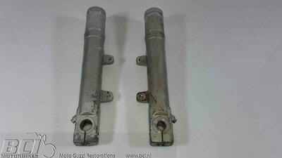 MOTO GUZZI 395225010010-USED OUTER FORKLEGS SET 34.7 MM 400 GTS USED
