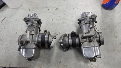 MOTO GUZZI 141126500010-USED CARBURATEURSET DELLORTO