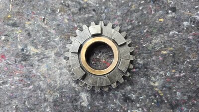 MOTO GUZZI 12214401-USED TANDWIEL Z=24 2E USED V7