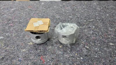 MOTO GUZZI 140603510010 ZUIGER 83.4 MM CPL MET ZUIGERPEN EN VEREN GPM 1E LM I, II NOS